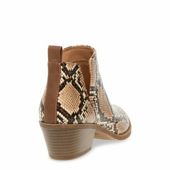Western Style Snakeskin Ankle Booties NEW - Picture 3 of 6